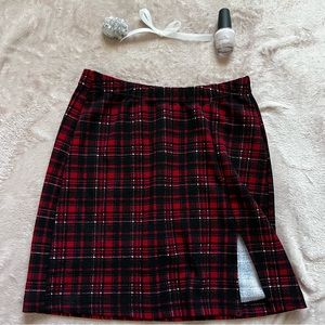 Red Plaid Mini Skirt ♥️